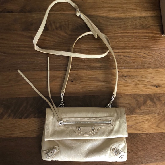 ❌SOLD❌ Balenciaga | Envelope Clutch Crossbody - Picture 3 of 15